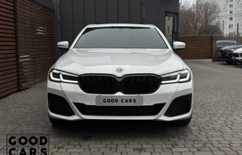 BMW 530i