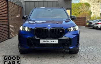 BMW X5 M60i