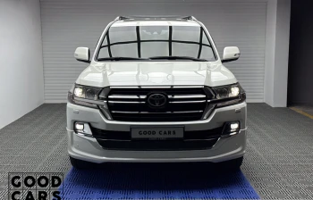 Toyota Land Cruiser 200