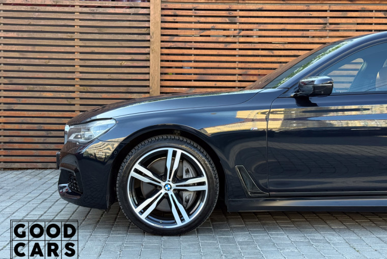 BMW 750 Li - 9