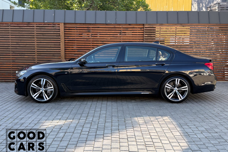 BMW 750 Li - 3