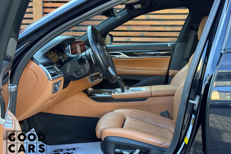 BMW 750 Li - 22