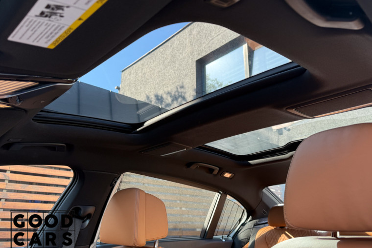 BMW 750 Li - 25
