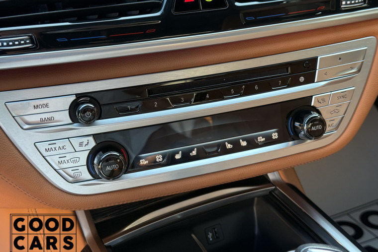 BMW 750 Li - 34