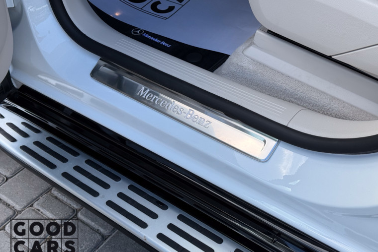 Mercedes-Benz EQS SUV - 23