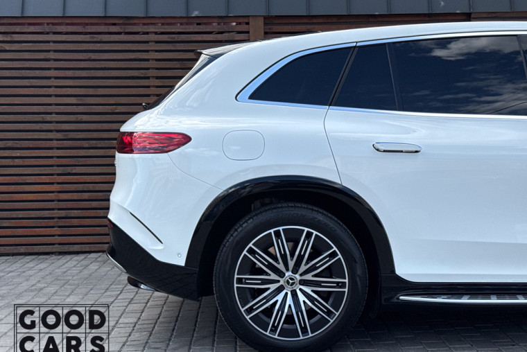 Mercedes-Benz EQS SUV - 16