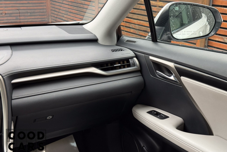 Lexus RX 350 - 31
