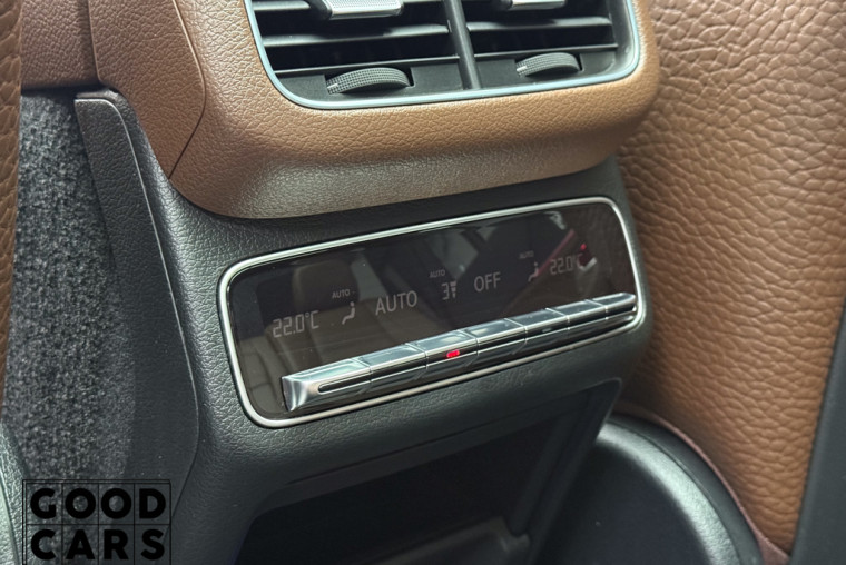 Mercedes-Benz GLS 450 - 39