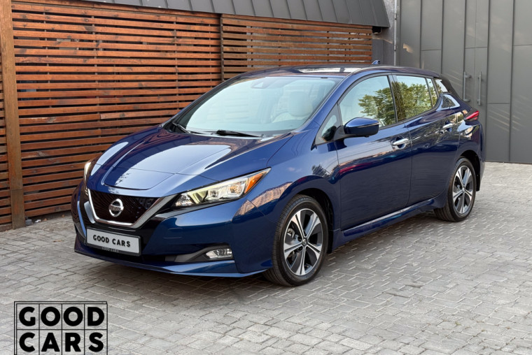 Nissan Leaf - 2