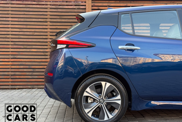 Nissan Leaf - 14