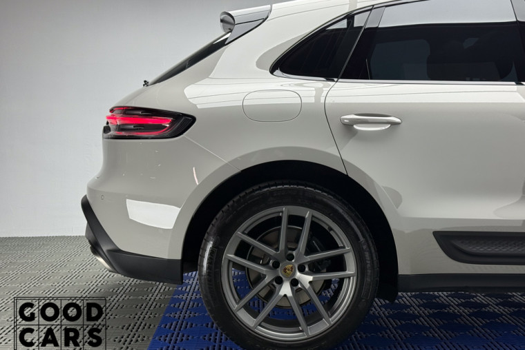 Porsche Macan - 9