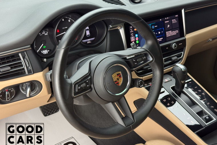 Porsche Macan - 21