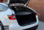 Tesla Model Y - 17