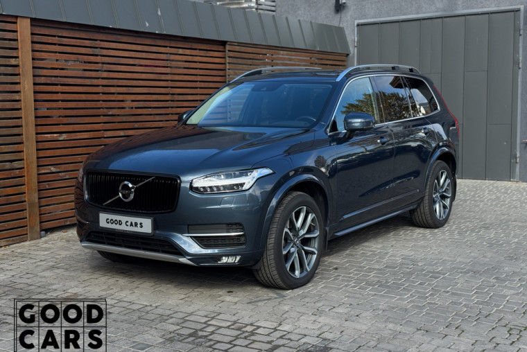 Volvo XC90 - 2