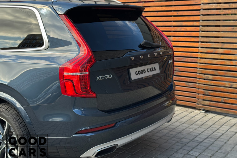 Volvo XC90 - 15