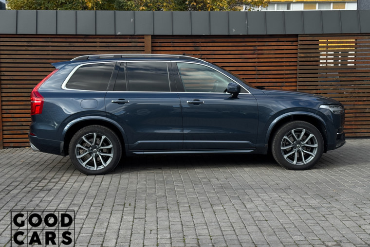 Volvo XC90 - 7