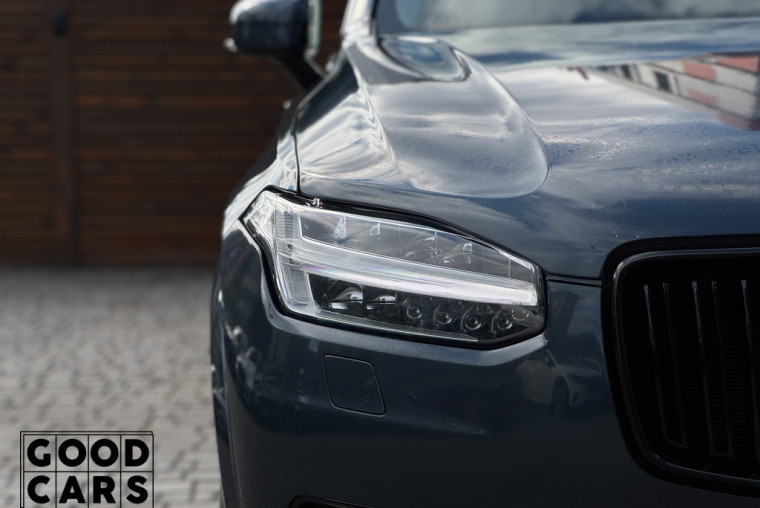 Volvo XC90 - 13