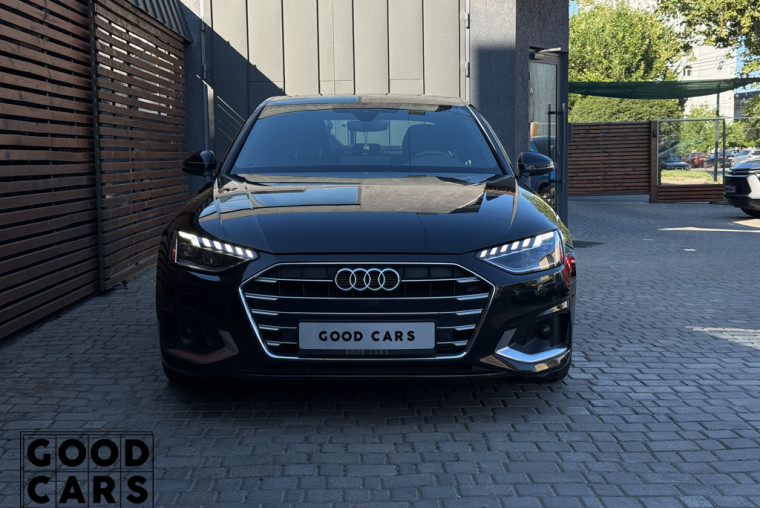 Audi A4 - 1