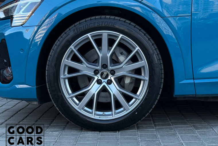 Audi E-tron Sportback - 12