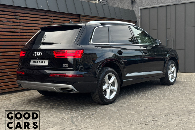Audi Q7 - 6