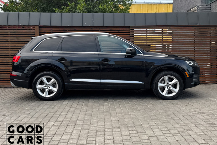 Audi Q7 - 7