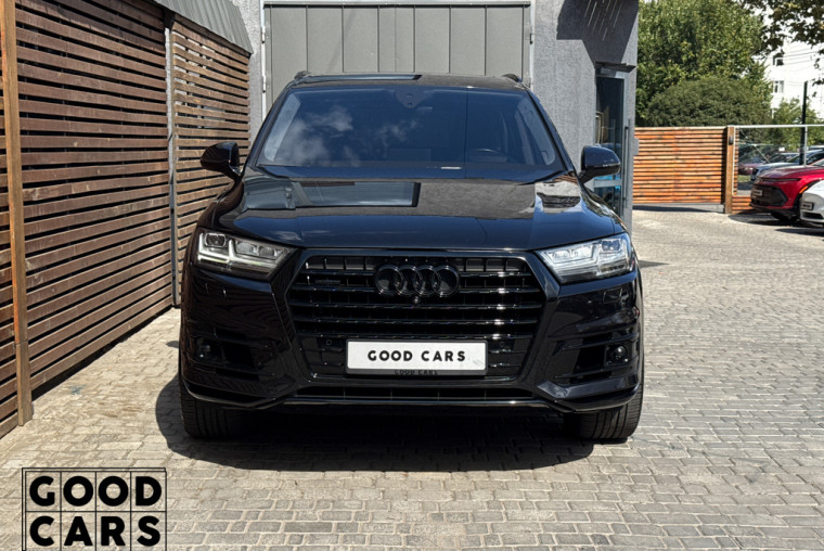 Audi Q7 - 1