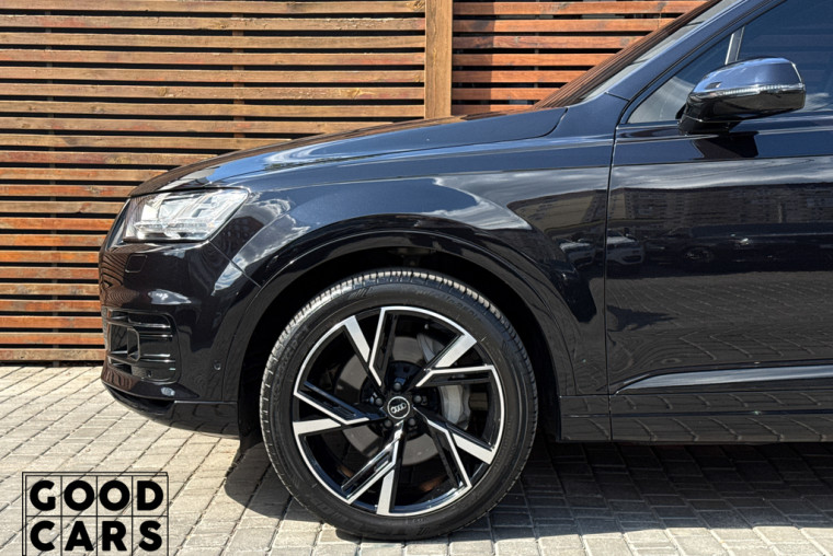 Audi Q7 - 9