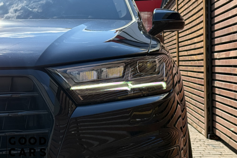 Audi Q7 - 13