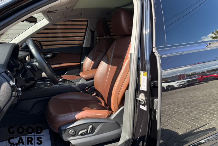 Audi Q7 - 30