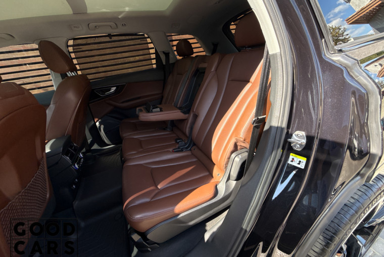 Audi Q7 - 35