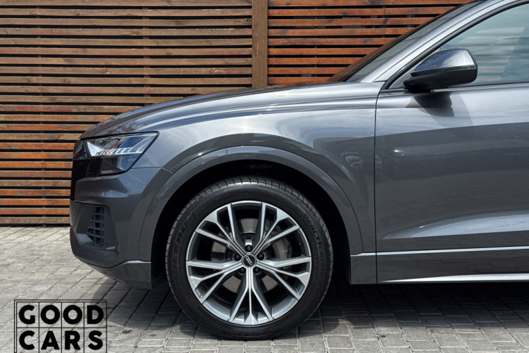 Audi Q8 - 11