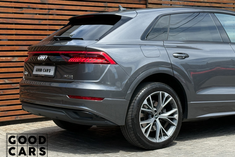 Audi Q8 - 17