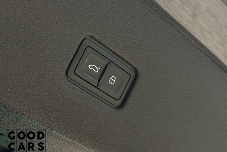 Audi Q8 - 18