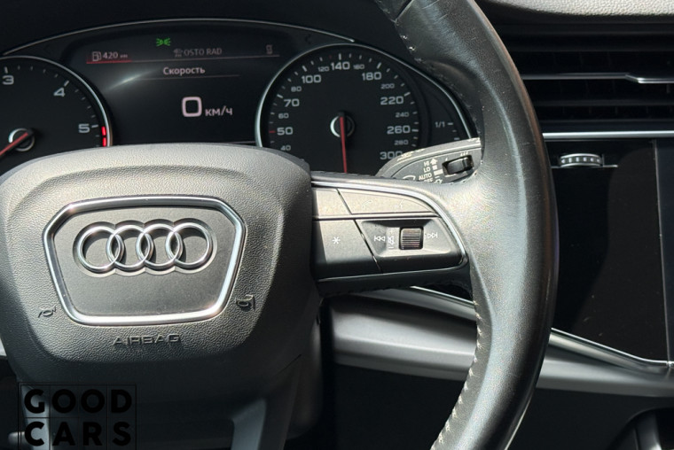 Audi Q8 - 35