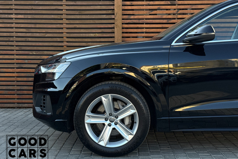 Audi Q8 - 9