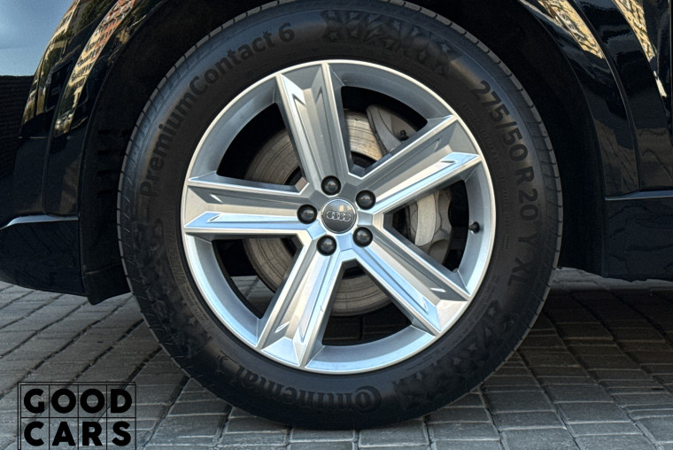 Audi Q8 - 10