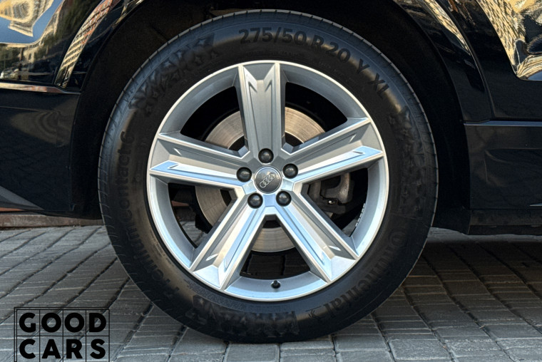 Audi Q8 - 12