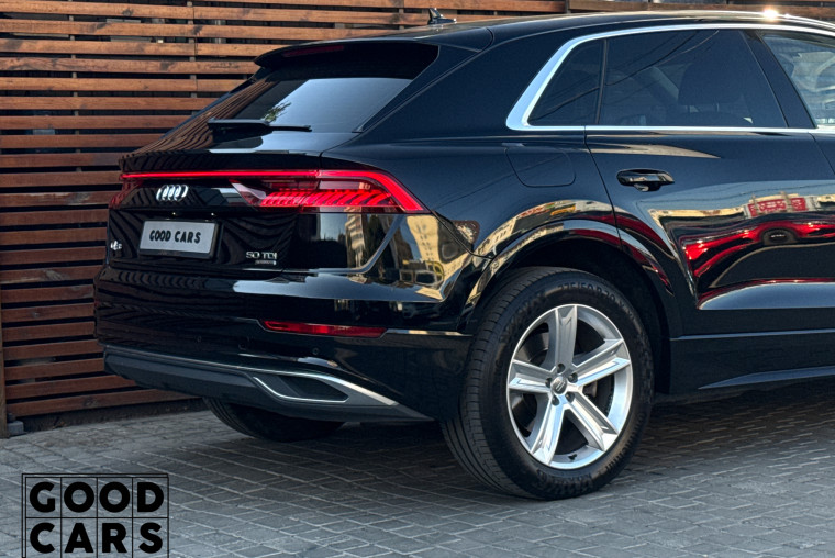 Audi Q8 - 14
