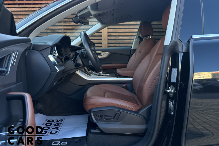 Audi Q8 - 25