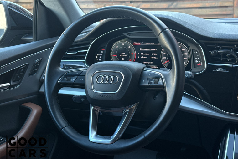 Audi Q8 - 31