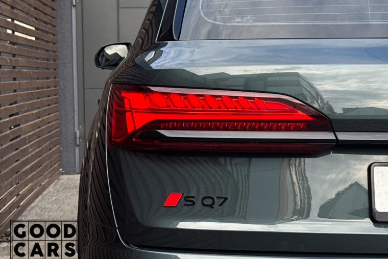 Audi SQ7 - 14