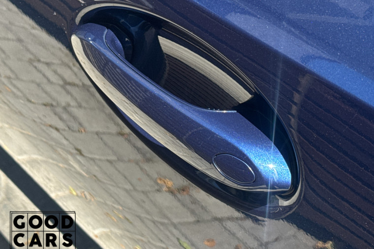 BMW 330e - 17