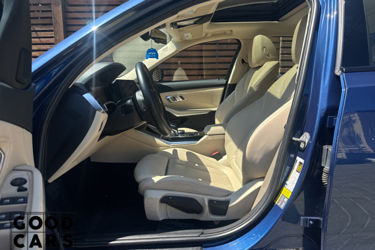 BMW 330e - 21