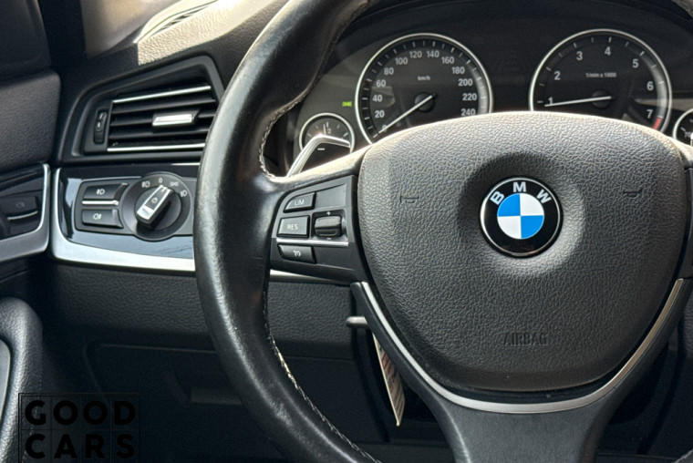 BMW 520i - 33