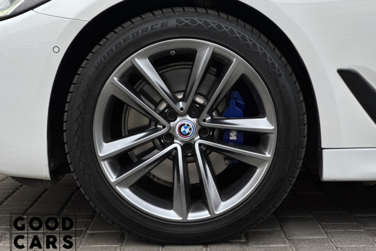 BMW 530i - 12