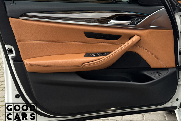 BMW 530i - 19