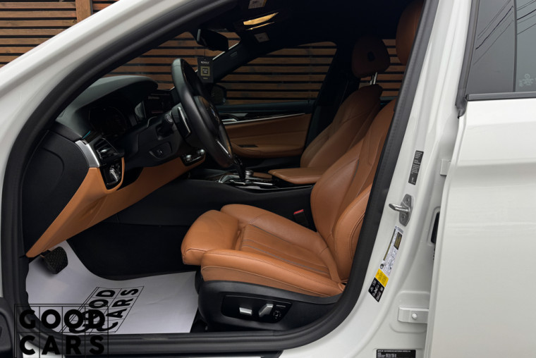 BMW 530i - 23
