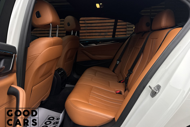 BMW 530i - 28