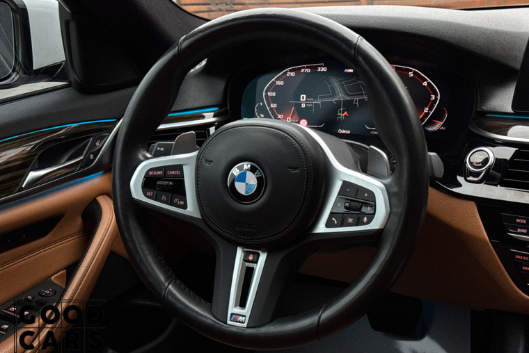 BMW 530i - 30