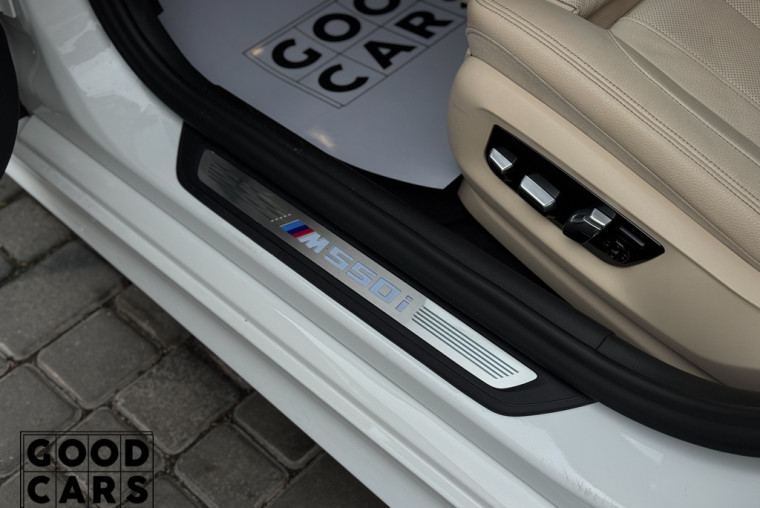 BMW 550i - 19